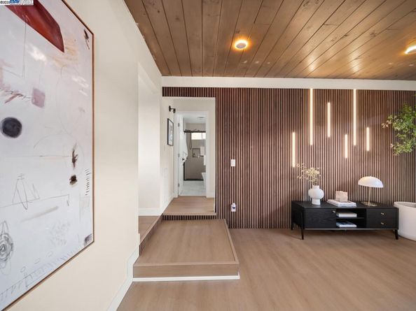 1607 Ward St, Hayward CA 94541