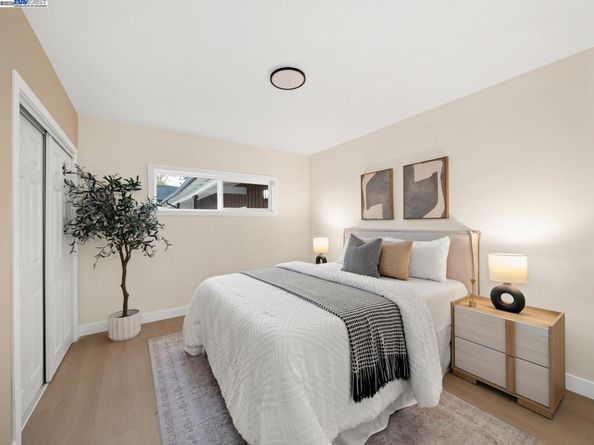 1607 Ward St, Hayward CA 94541