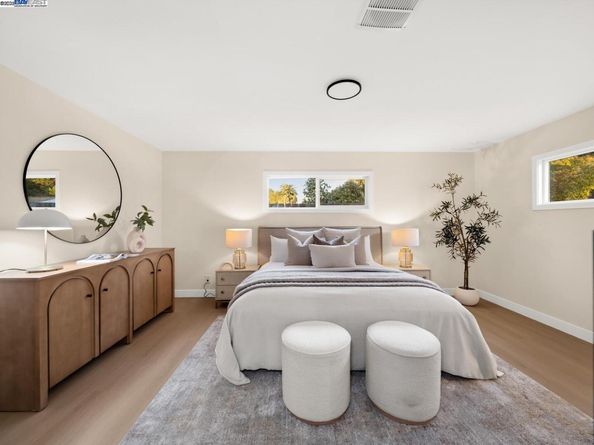 1607 Ward St, Hayward CA 94541