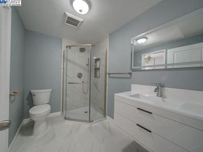 1646 Brookside Dr, San Leandro CA 94577