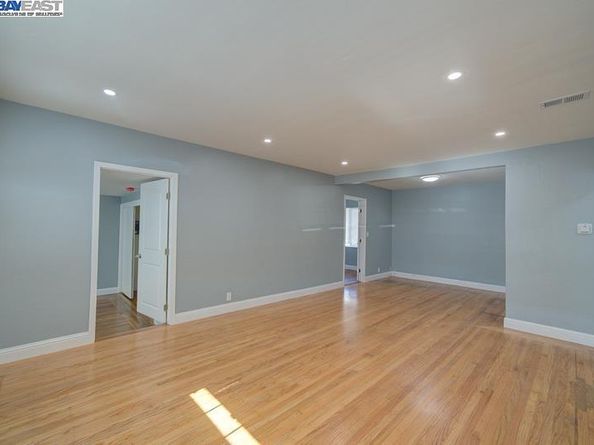 1646 Brookside Dr, San Leandro CA 94577