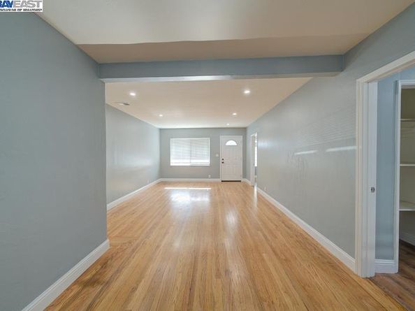 1646 Brookside Dr, San Leandro CA 94577