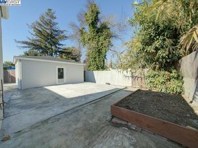 1646 Brookside Dr, San Leandro CA 94577