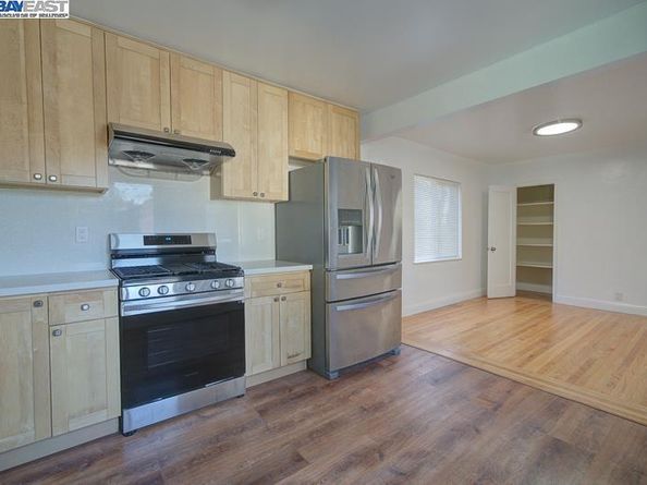 1646 Brookside Dr, San Leandro CA 94577