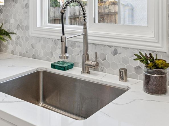 1921 Coalinga Ave, Richmond CA 94801