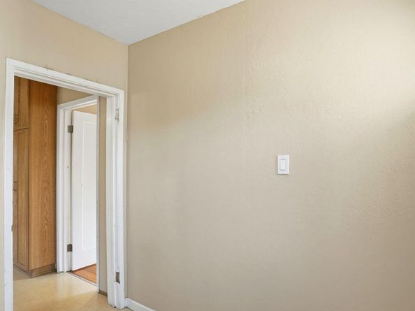 22825 Watkins St, Hayward CA 94541