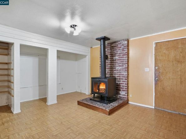 19736 Royal Ave, Hayward CA 94541