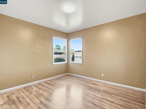 19736 Royal Ave, Hayward CA 94541