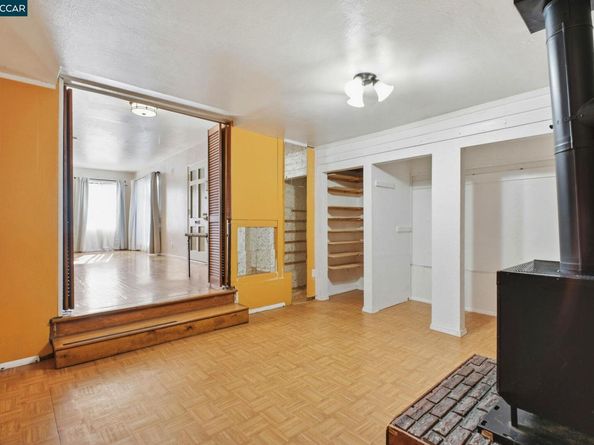 19736 Royal Ave, Hayward CA 94541