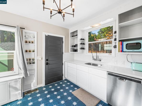 3649 Shone Ave, Oakland CA 94605