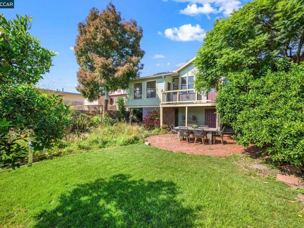 1622 62nd St, Berkeley CA 94703