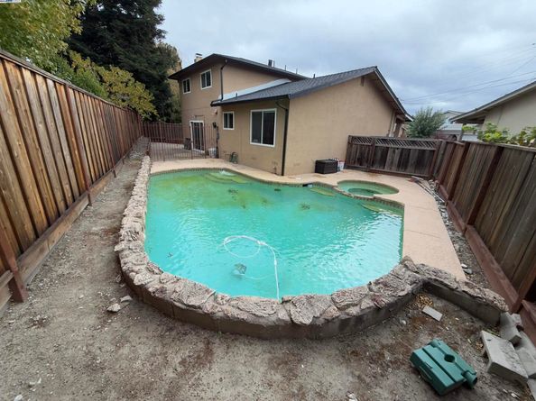 7065 Lancaster Ct, Dublin CA 94568