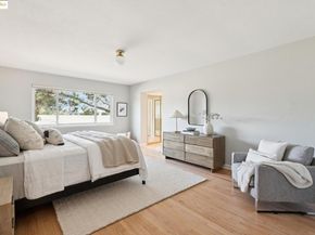 10492 Royal Oak Rd, Oakland CA 94605