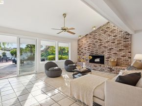 10492 Royal Oak Rd, Oakland CA 94605