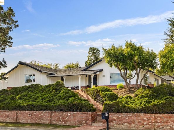 10492 Royal Oak Rd, Oakland CA 94605