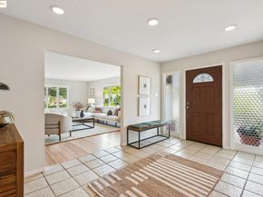 10492 Royal Oak Rd, Oakland CA 94605