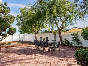 10492 Royal Oak Rd, Oakland CA 94605