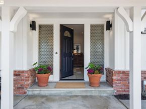 10492 Royal Oak Rd, Oakland CA 94605