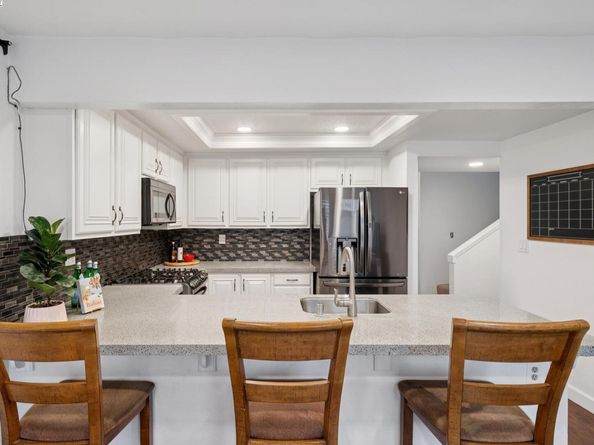 510 Lagunaria Lane, Alameda CA 94502