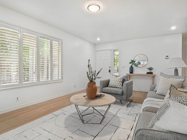 1585 Poppybank Ct, Pleasanton CA 94566