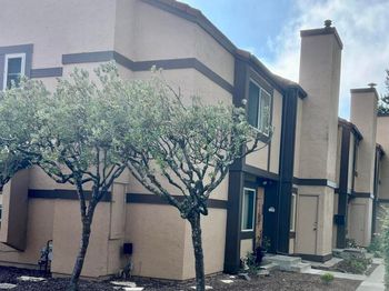627 Hickey Blvd