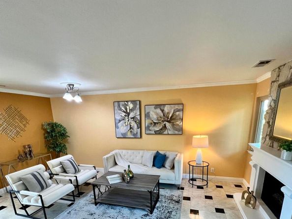 627 Hickey Blvd D, Pacifica CA 94044