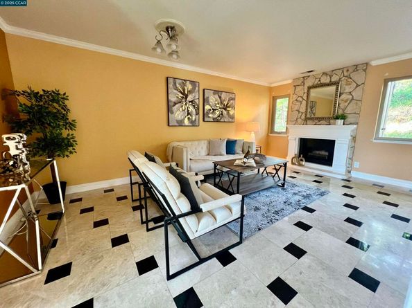 627 Hickey Blvd D, Pacifica CA 94044
