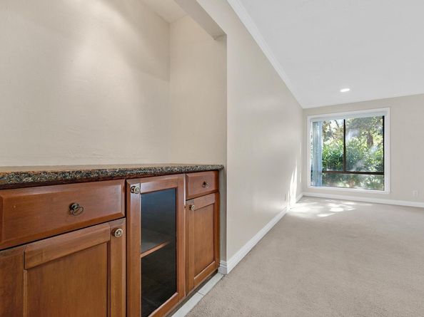 310 N Civic Dr 101, Walnut Creek CA 94596