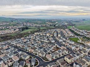 4022 Windsor Way, Dublin CA 94568