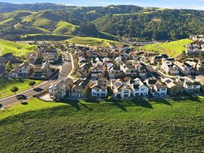 9927 Reimers Way, Dublin CA 94568