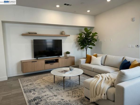 1625 Delano St 31, Milpitas CA 95035