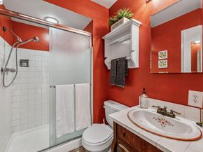 811 York St 326, Oakland CA 94610
