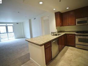 423 7Th St 208, Oakland CA 94607