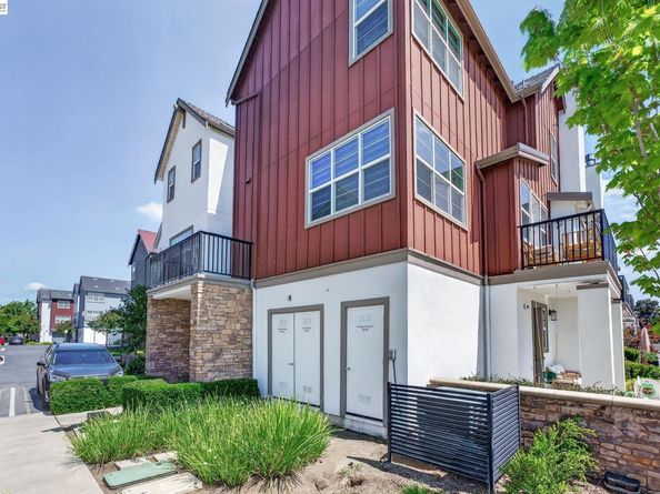3986 Pino Grande Rd, Dublin CA 94568