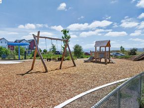 3986 Pino Grande Rd, Dublin CA 94568