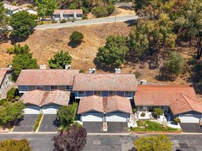 34 Chimney Rock, Oakland CA 94605