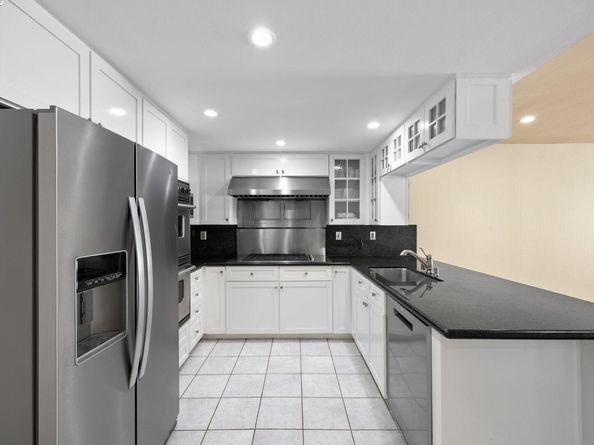 34 Chimney Rock, Oakland CA 94605