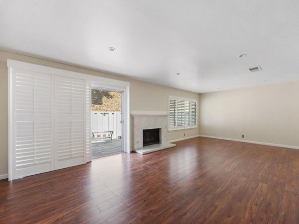34 Chimney Rock, Oakland CA 94605