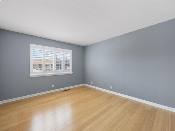 34 Chimney Rock, Oakland CA 94605