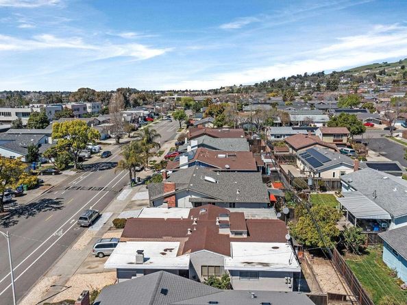 30236 Vanderbilt St, Hayward CA 94544