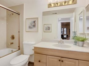 323 Monte Vista Ave 107, Oakland CA 94611