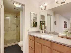 323 Monte Vista Ave 107, Oakland CA 94611