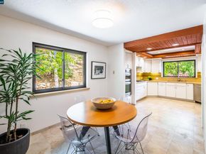 220 Devonshire Ct, Pleasant Hill CA 94523