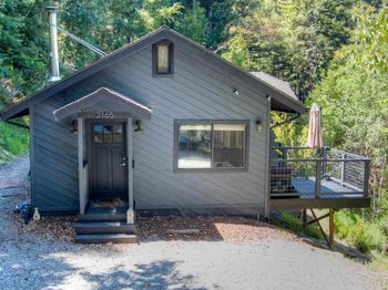 2165 Upper Scenic Dr