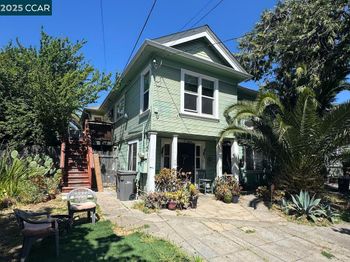 2012 E 15Th St