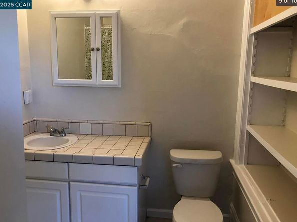 2012 E 15Th St, Oakland CA 94606