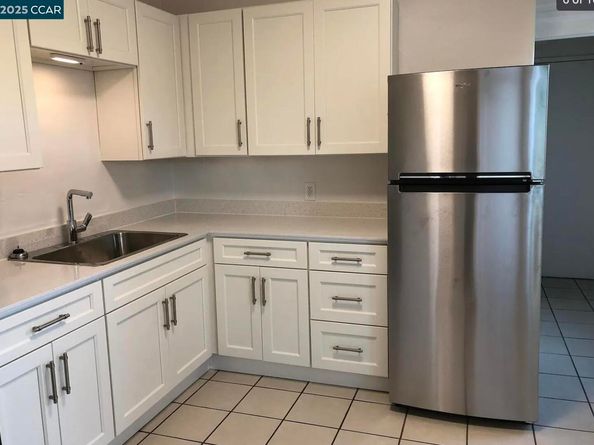 2012 E 15Th St, Oakland CA 94606