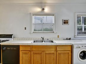 5378 Broadway, Oakland CA 94618