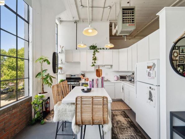 4053 Harlan St 217, Emeryville CA 94608