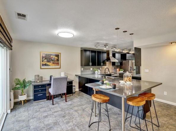 30 San Vicente Ct, Danville CA 94526
